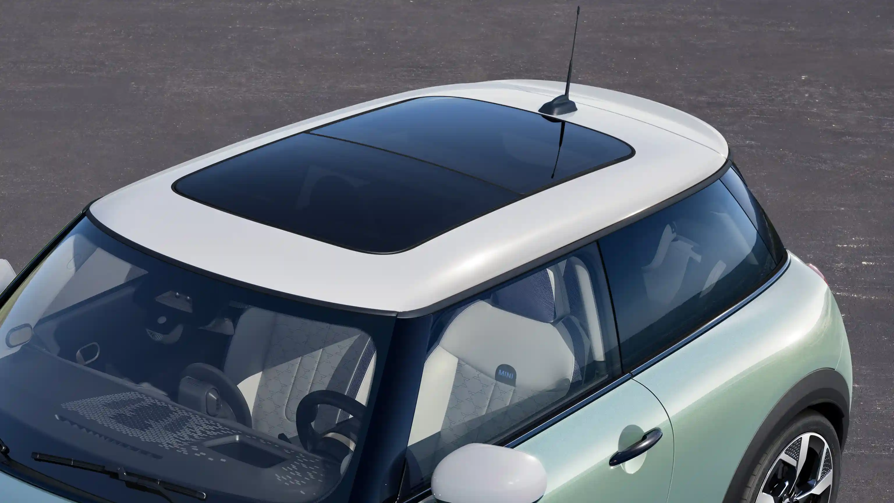 MINI Cooper 3 Portes – Vidéo Toit panoramique