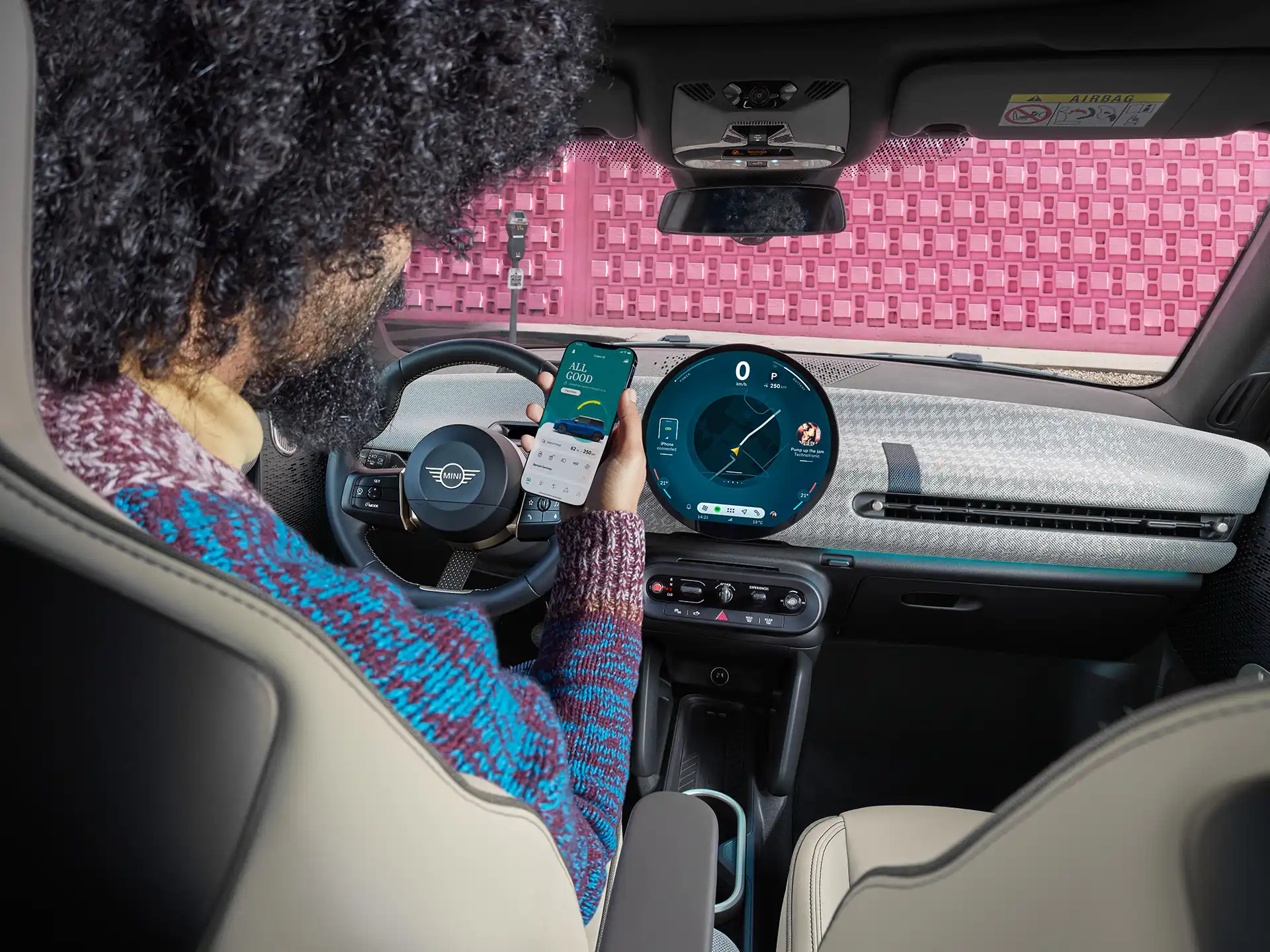 MINI Cooper Electric – Voyage MINI