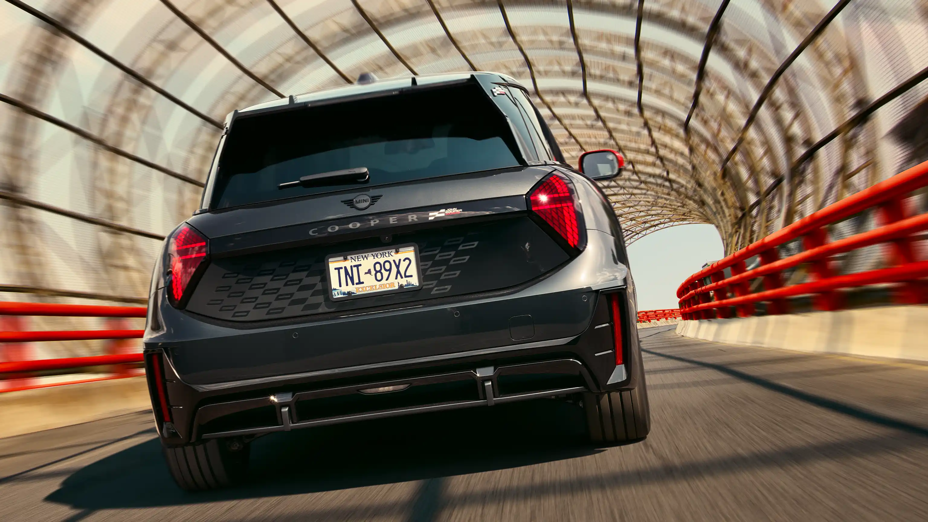 MINI John Cooper Works - J01 JCW Vue arrière