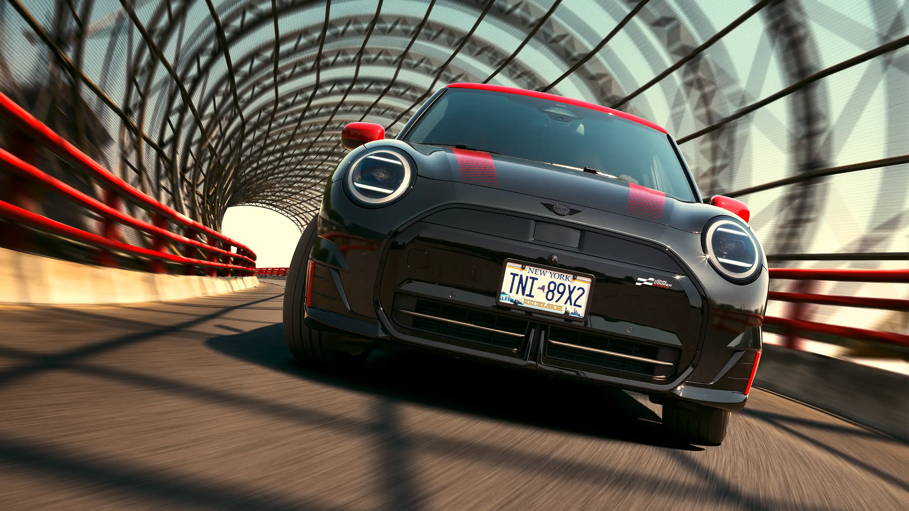 MINI John Cooper Works - Performance JCW Vue de face