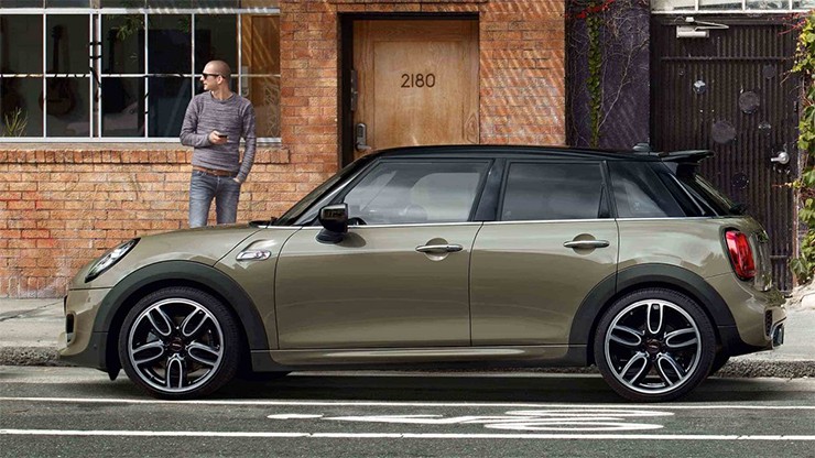 MINI 5 PORTES