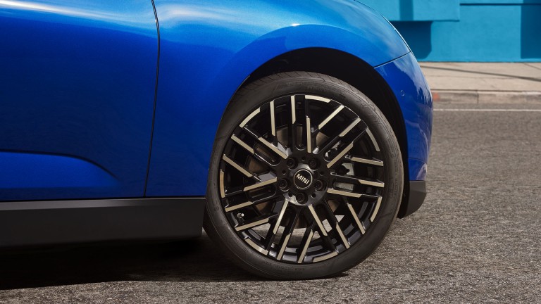 MINI Electric - galerie extérieur - détails des roues