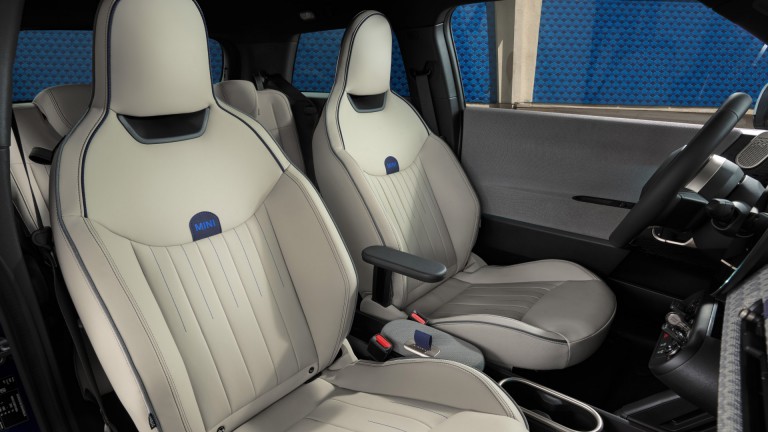 MINI Electric - galerie intérieur - 01