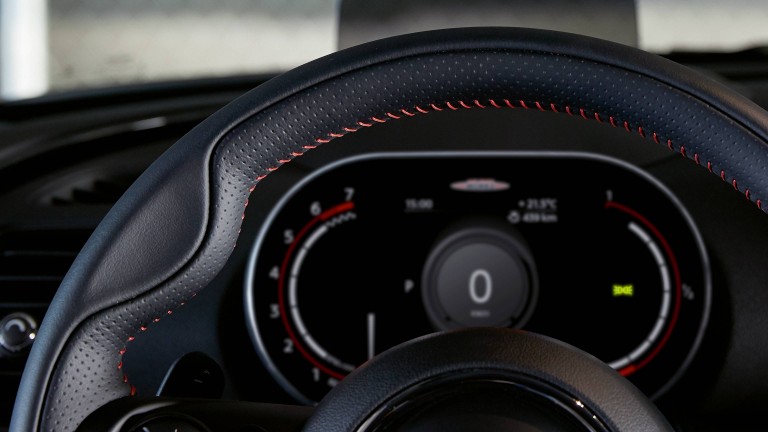 MINI John Cooper Works – écran d’instruments multifonctions 