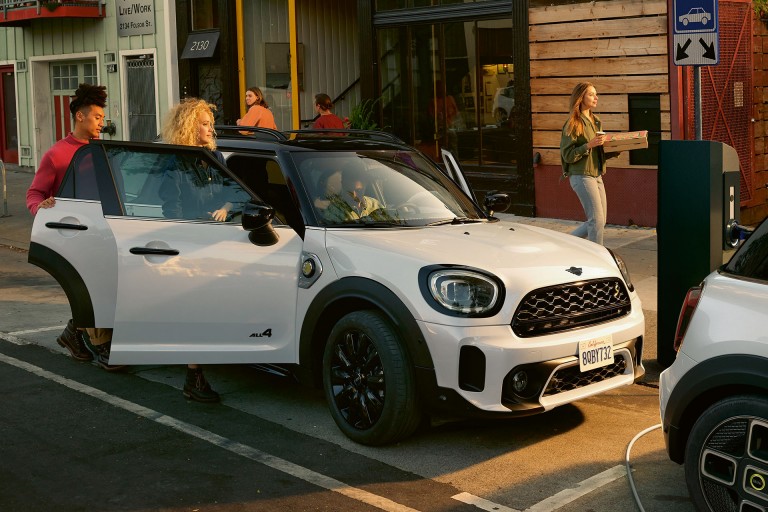 MINI PHEV – accessoires – porte-vélos